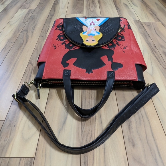 EUC! Loungefly Disney Alice In Wonderland Villians Convertible Tote Bag Backpack - Picture 5 of 16